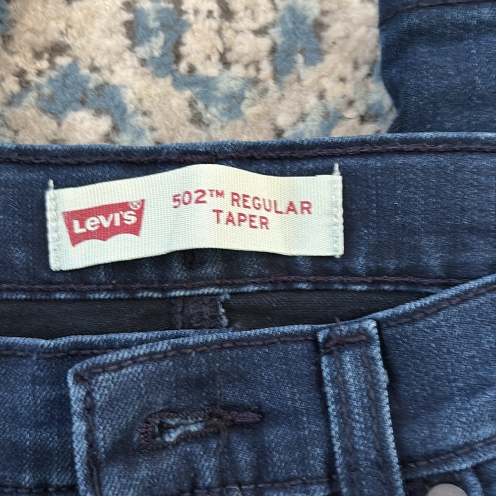 Levi's 502 Regular Taper Jeans - Picture 3 of 7